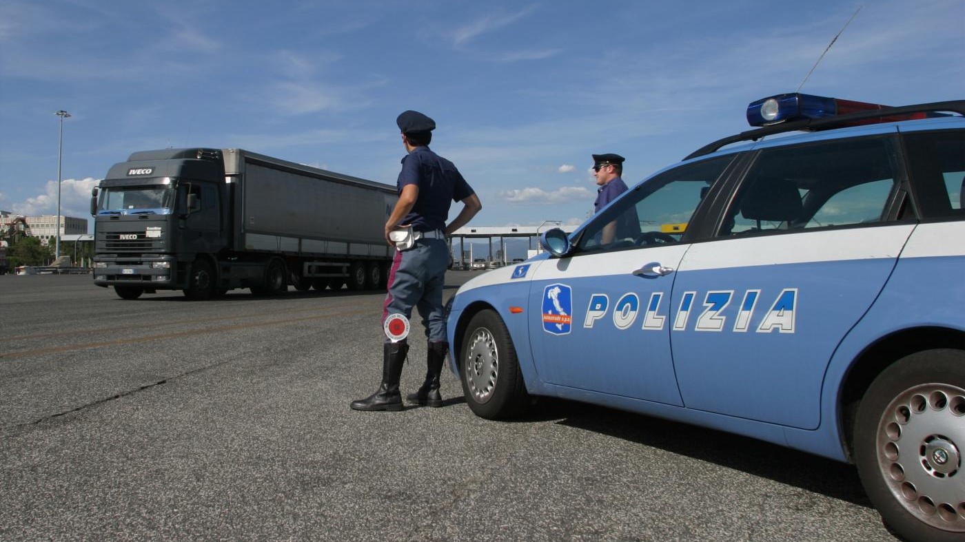 Incidente Sull A Palermo Catania Un Morto Lapresse