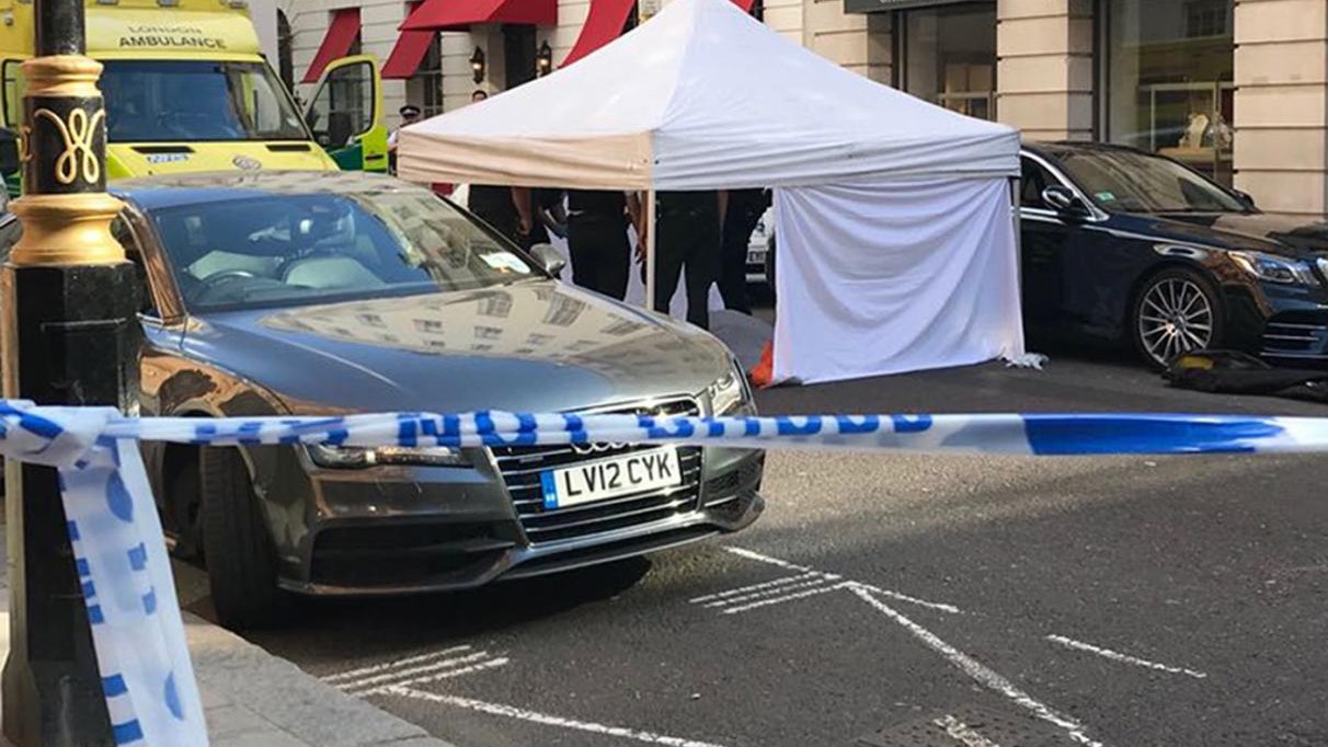 Londra Adolescente Accoltellato A Morte Tre Giovani Arrestati LaPresse