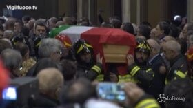 Alessandria Commozione Ai Funerali Dei Tre Vigili Del Fuoco Lapresse