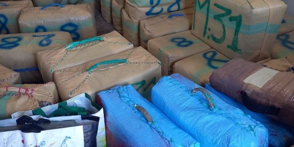 Maroc saisie de plus de 2 tonnes de résine de cannabis au port de