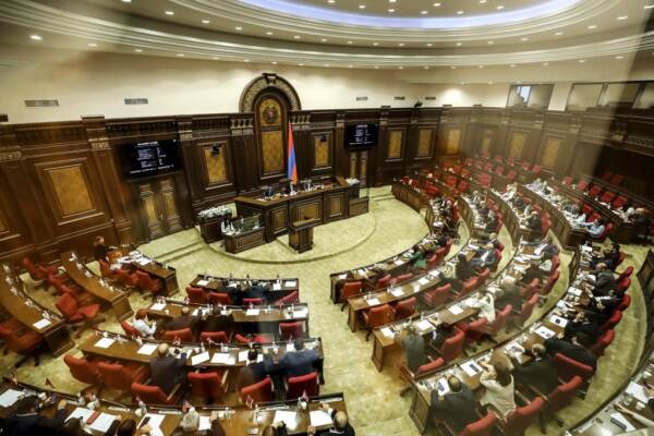 Armenia Il Parlamento Ratifica Lo Statuto Cpi LaPresse