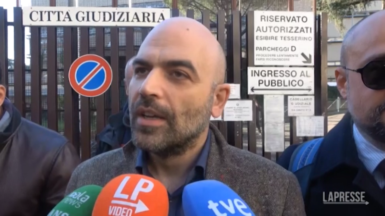 VIDEO Processo Saviano Lo Scrittore Salvini Scappa Ma La Sua