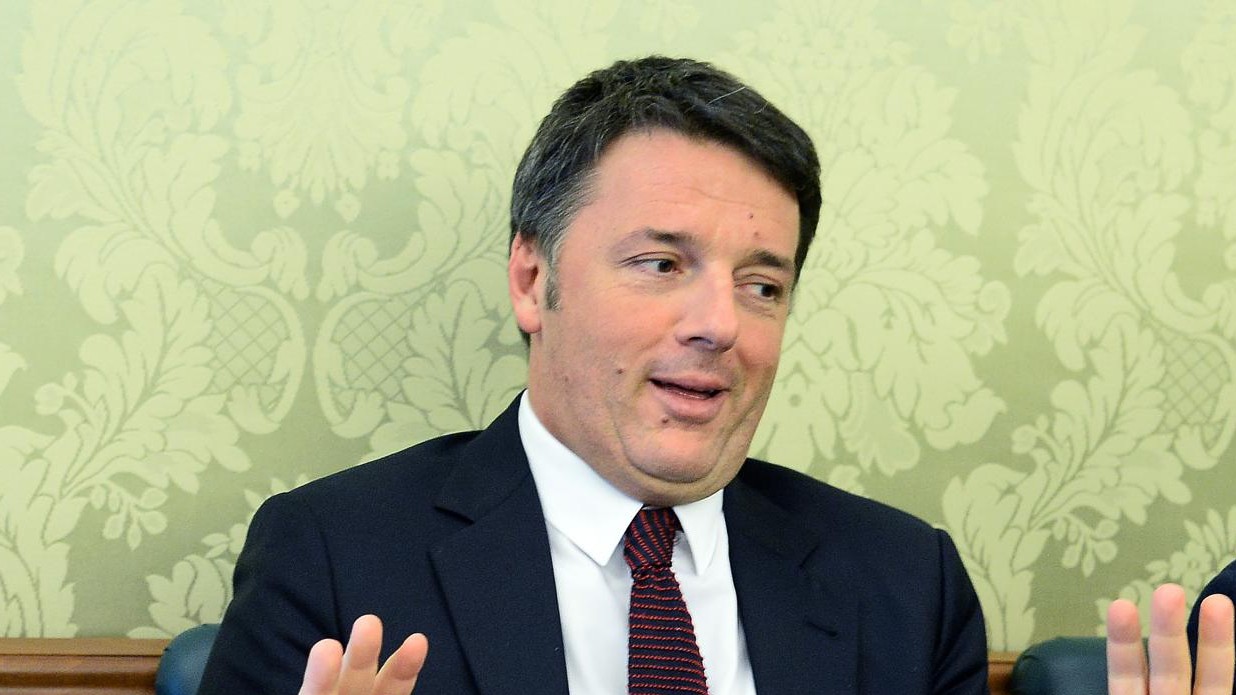 Governo, Renzi: “Questa volta gioco da mediano. Nessuna alleanza con Berlusconi”