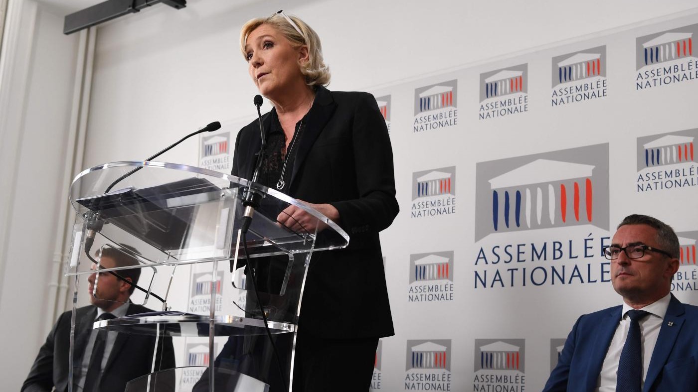 Francia, addio FN: partito Le Pen diventa Rassemblement national