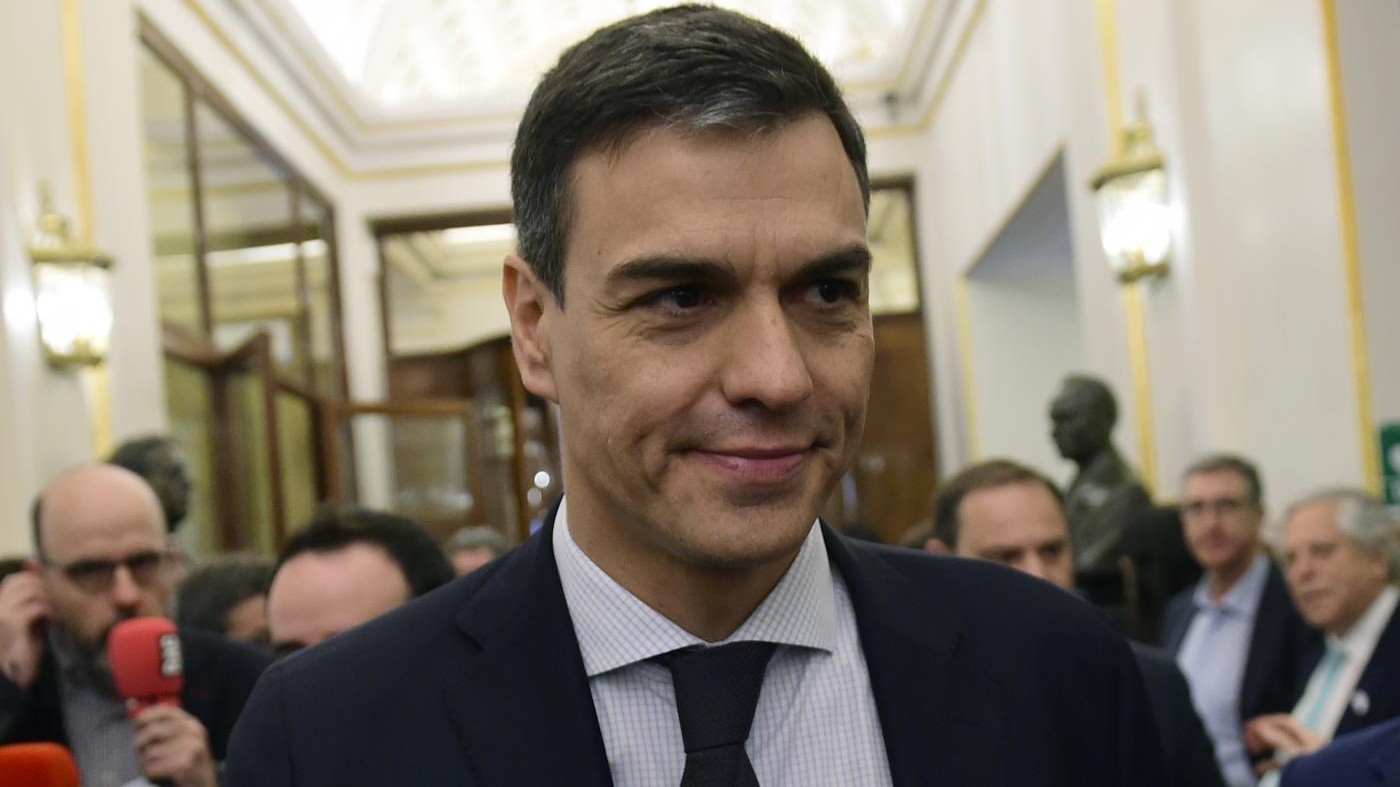Spagna, Sanchez è premier. Giura anche il governo catalano