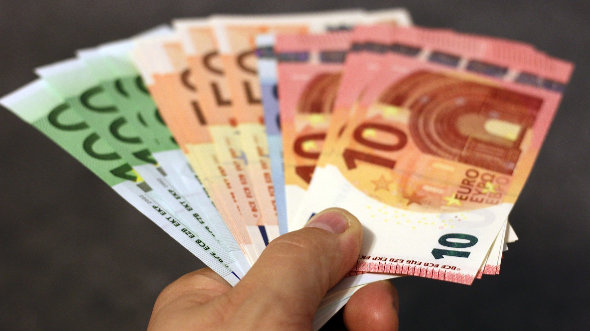 Fisco, giugno mese delle tasse, all’erario oltre 53 miliardi