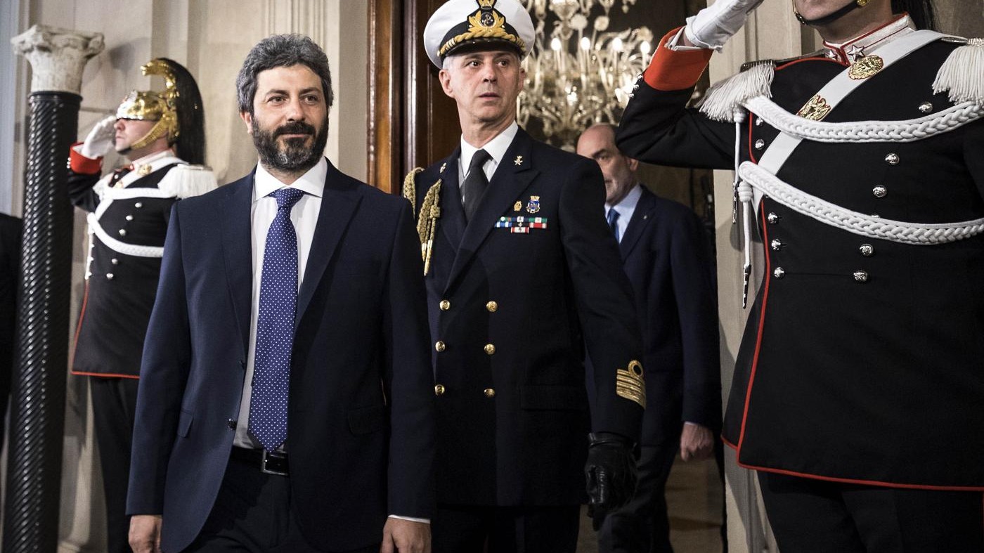 Governo, si apre forno M5S-Pd. A Fico il mandato, Di Maio molla Salvini