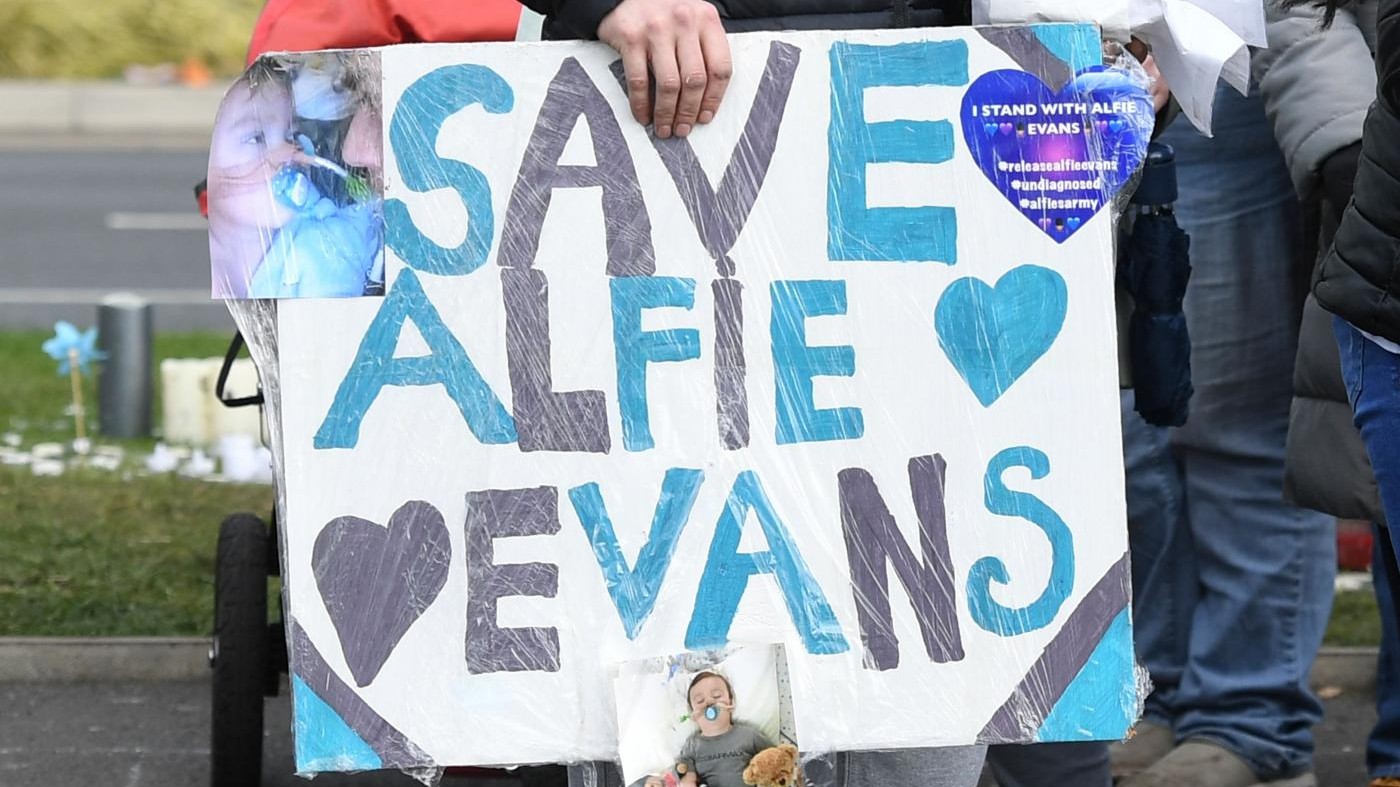 Cittadinanza italiana ad Alfie Evans, il piccolo con malattia neurodegenerativa