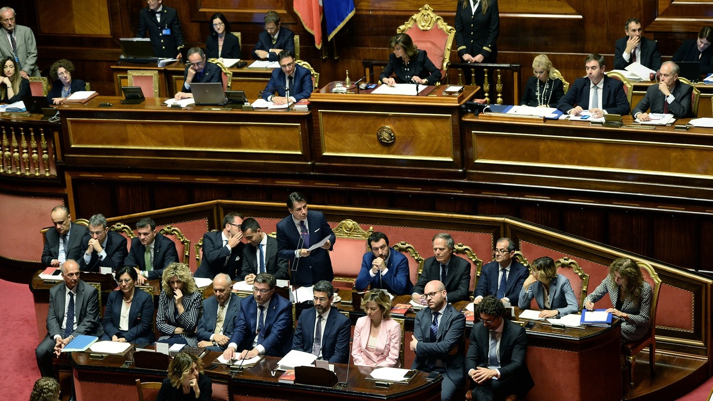 Governo, rinviata la partita dei sottosegretari. Slittano anche le commissioni