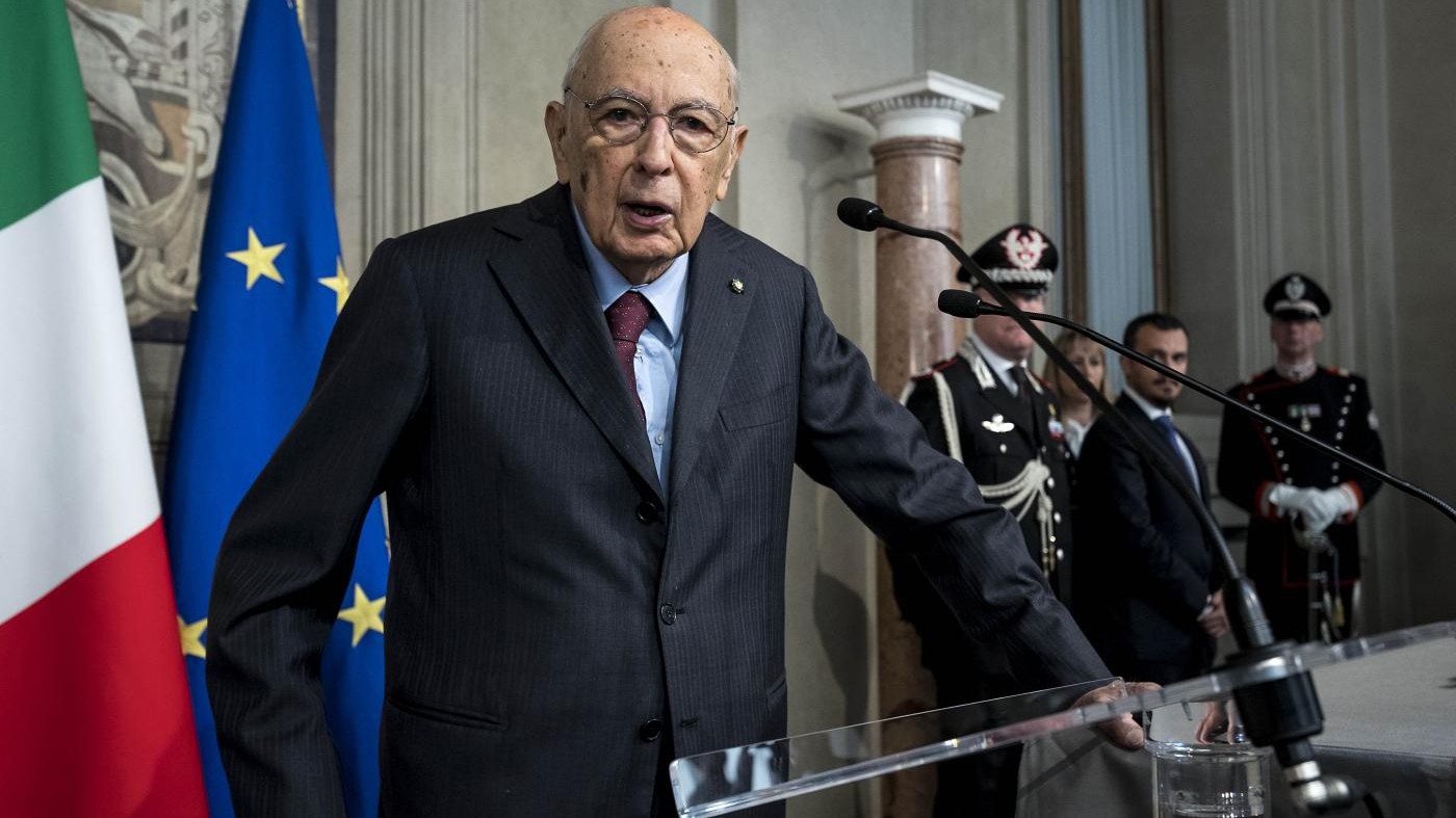 Napolitano, sui social si augura sua morte. Lo difendono Pd e pure Storace
