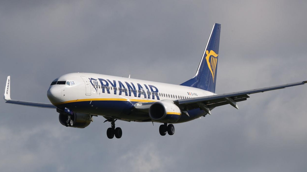 Ryanair, in Italia primo riconoscimento sindacati personale bordo