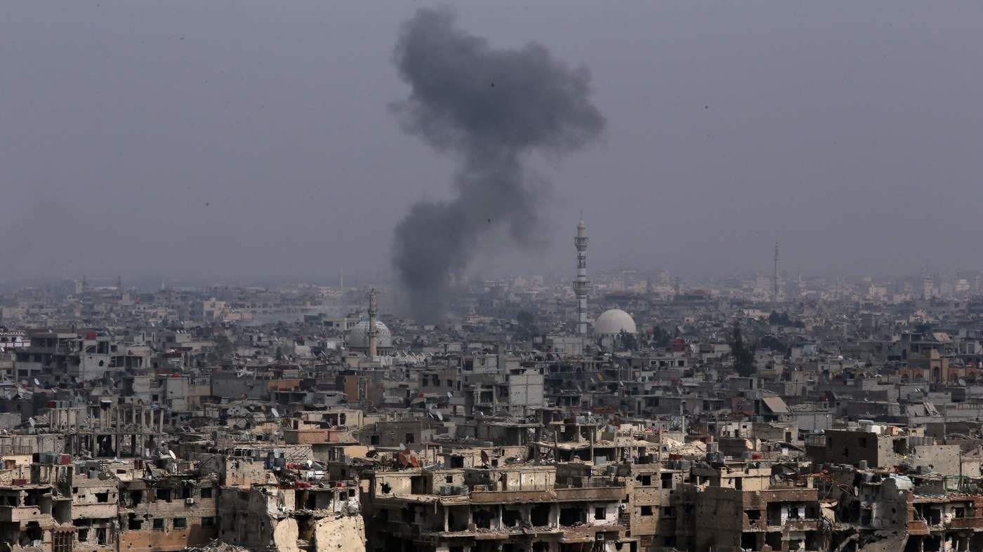 Siria, nuovi missili su basi militari: almeno 40 i morti, 18 iraniani