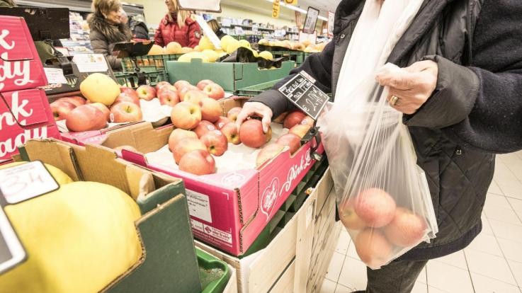 Sacchetti bio, c’è il via libera: si possono portare da casa