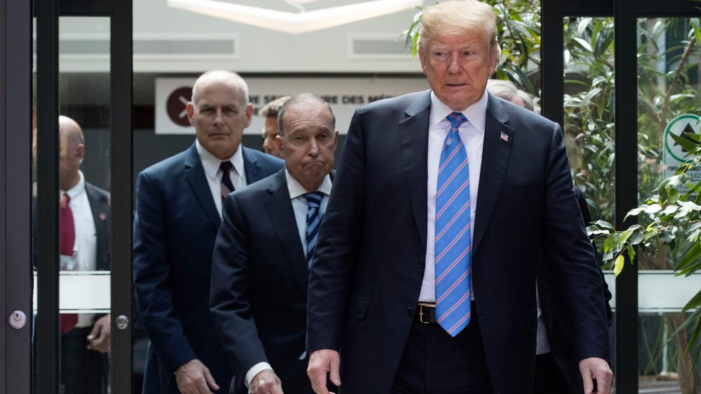 G7, tutti contro Trump. Macron: “È incoerente”. Germania: “Distrutta fiducia”