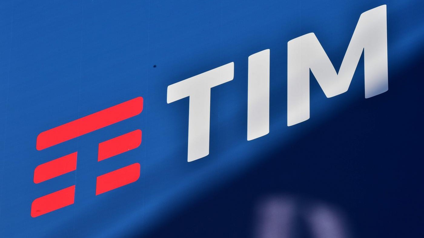Tim, accordo: 4.500 esuberi volontari, solidarietà al posto cigs