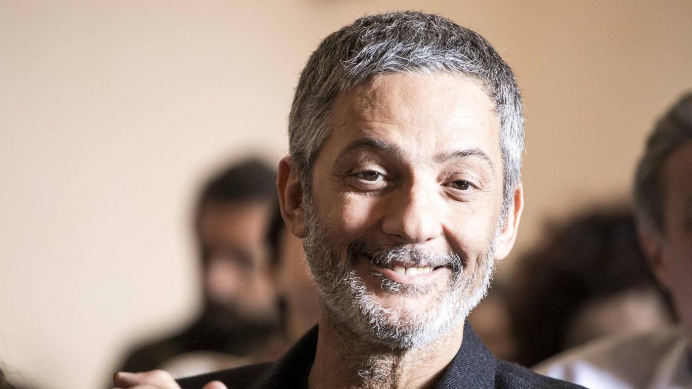 Fiorello prepara il ritorno in tv: “C’è Di Maio, toyboy di Orietta Berti?”
