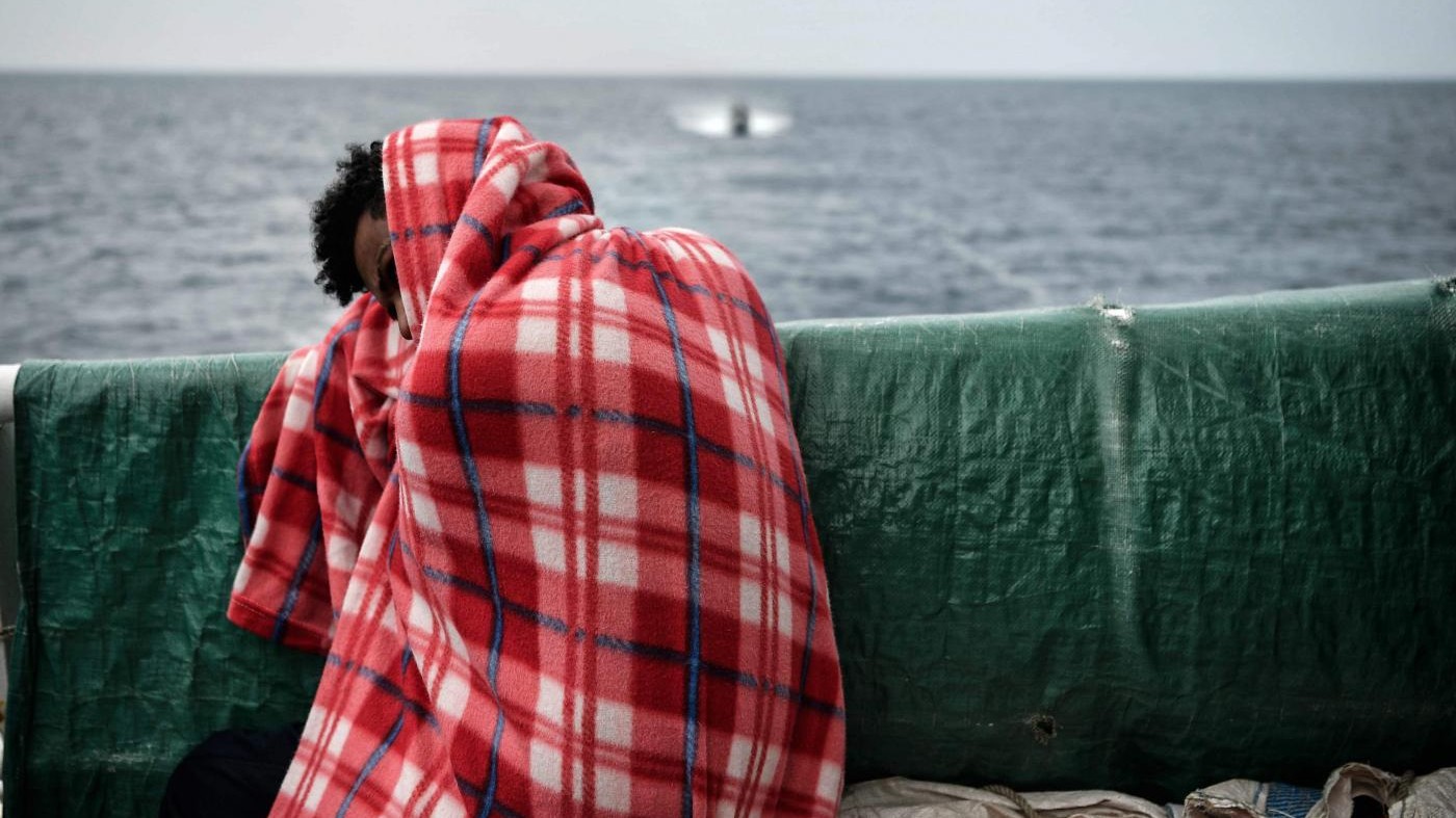 Aquarius, due migranti annegati. La Spagna salva 307 persone su 38 barconi