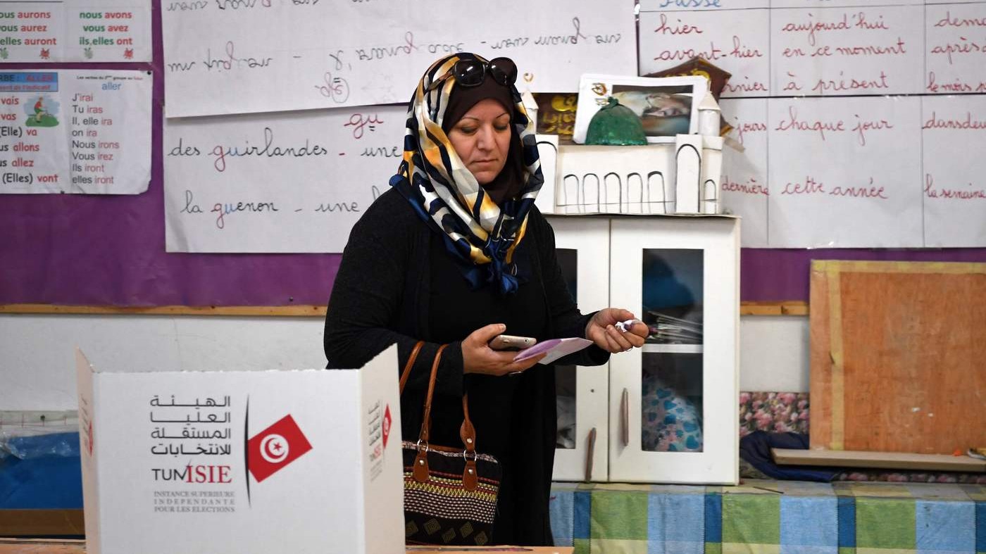 Tunisia, dopo Primavera araba prime municipali libere: affluenza 33,7%