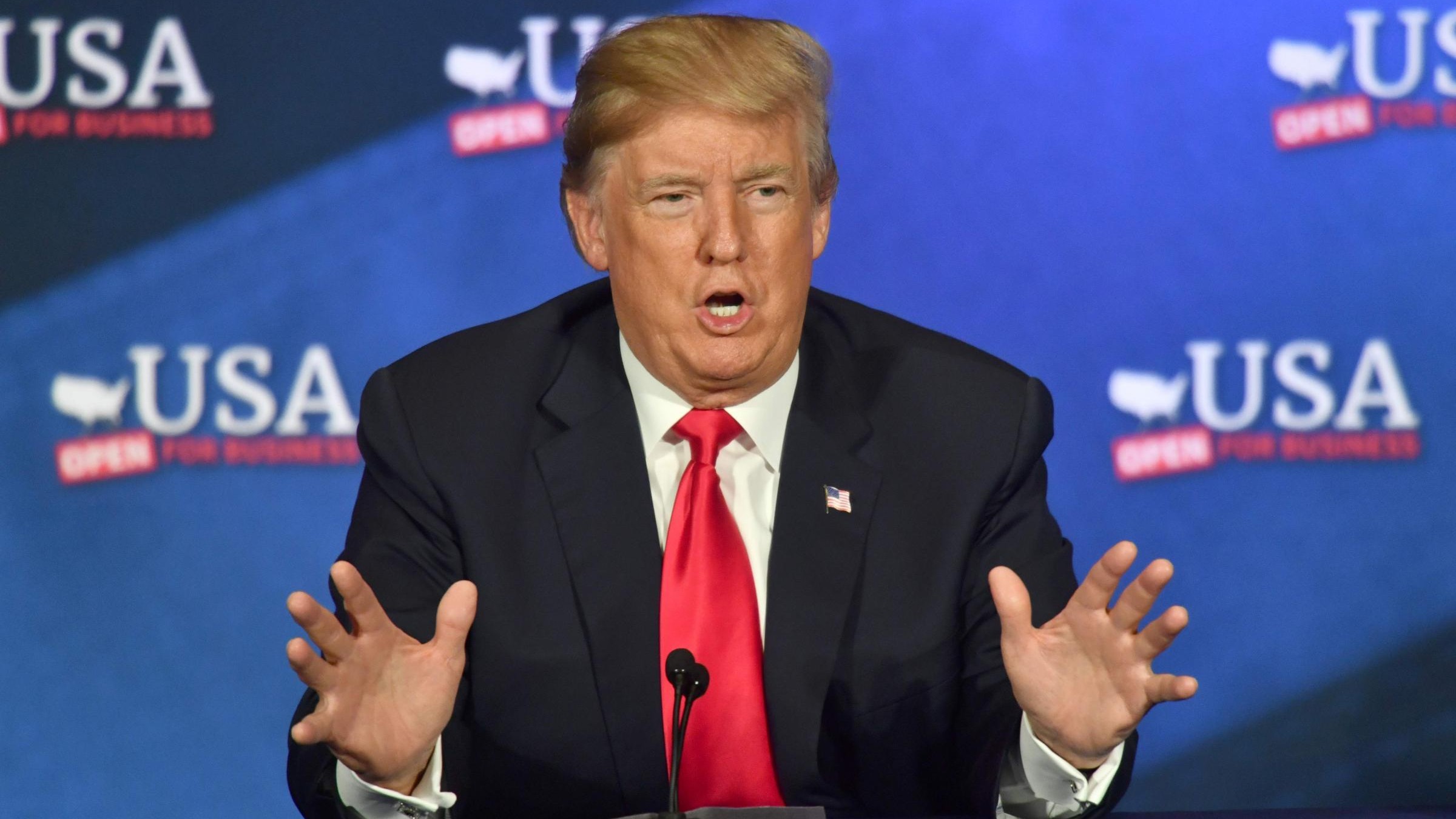 Trump: “Usa escono dall’accordo nucleare con l’Iran, ristabiliamo le sanzioni”