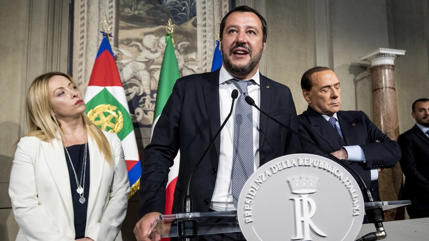 Governo, Salvini: “Ci proverò fino all’ultimo, ma non rompo con Berlusconi”