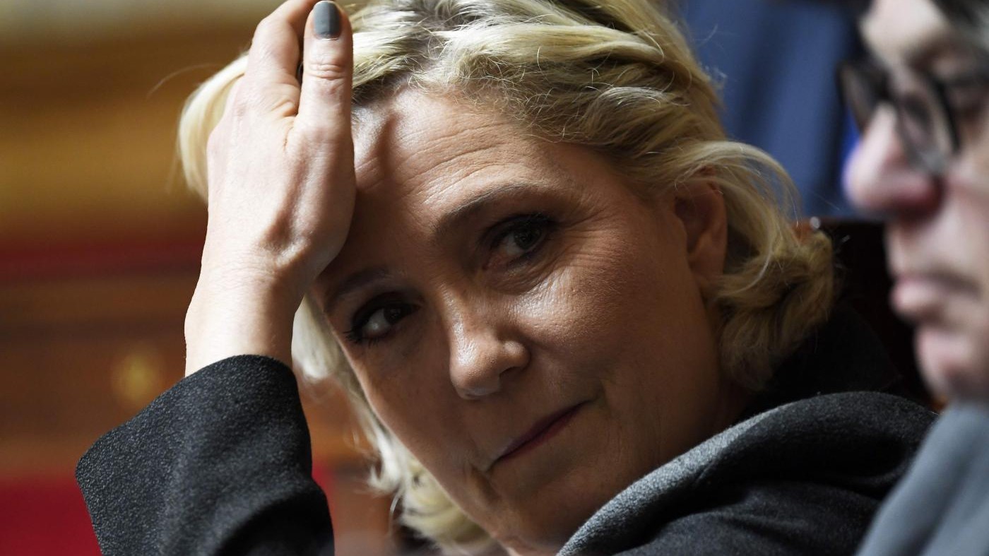 Tribunale Ue conferma: Le Pen deve restituire 300mila euro al Parlamento