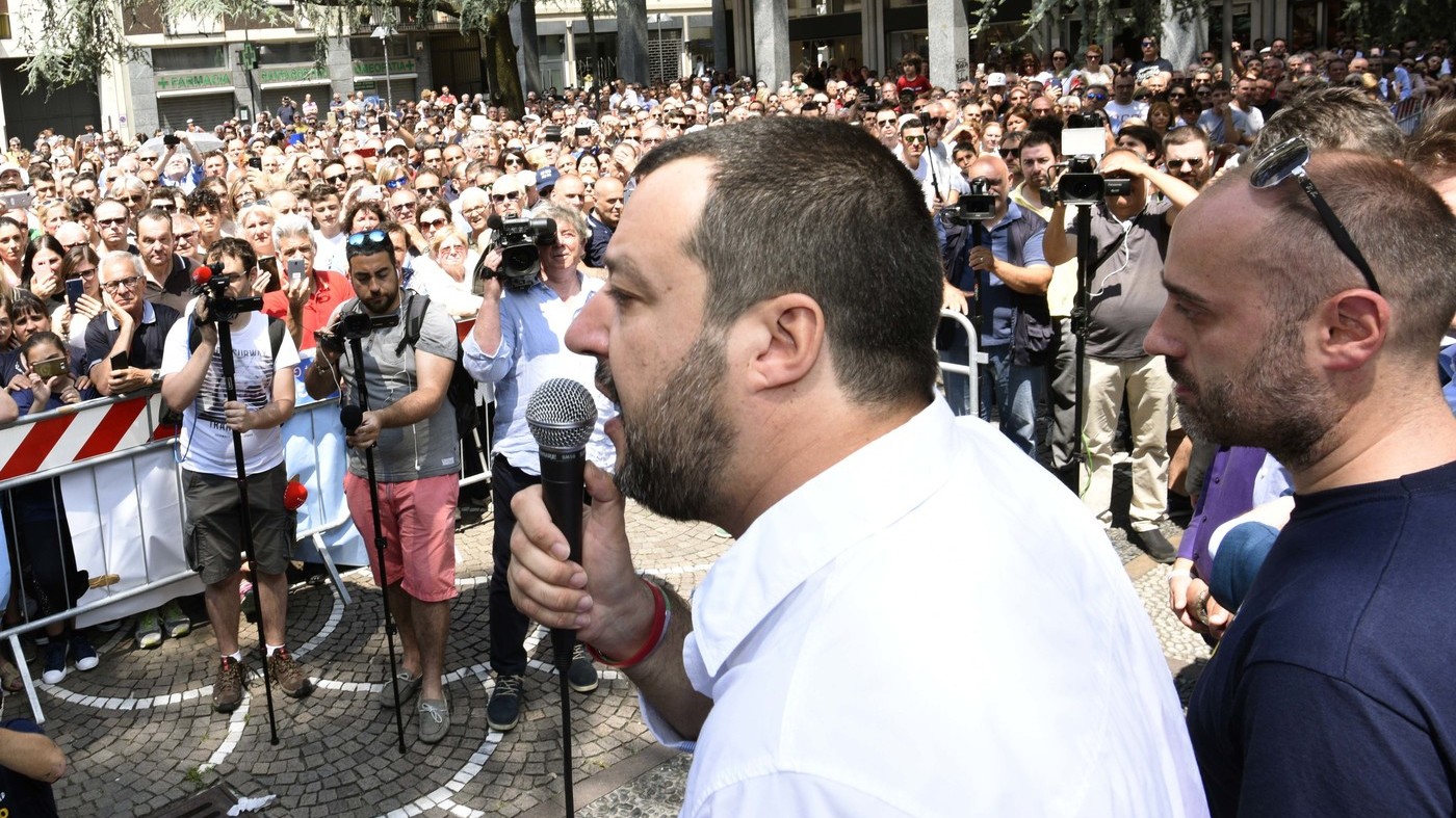 Salvini: “Onore alla Gdf per gli evasori totali. Ora pace fiscale”