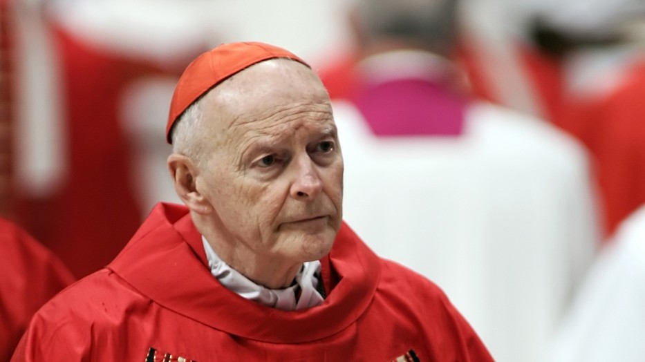 Usa, il cardinal Mc Carrick colpevole di abusi su minore