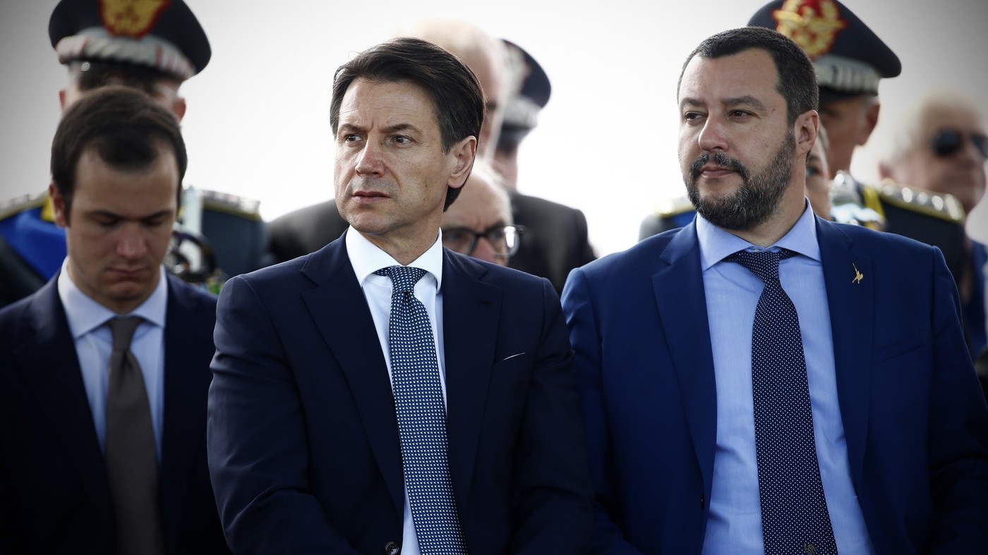 Migranti, Salvini e Conte, duri con la Ue: “Macron chiacchierone”. E il premier potrebbe disertare il vertice