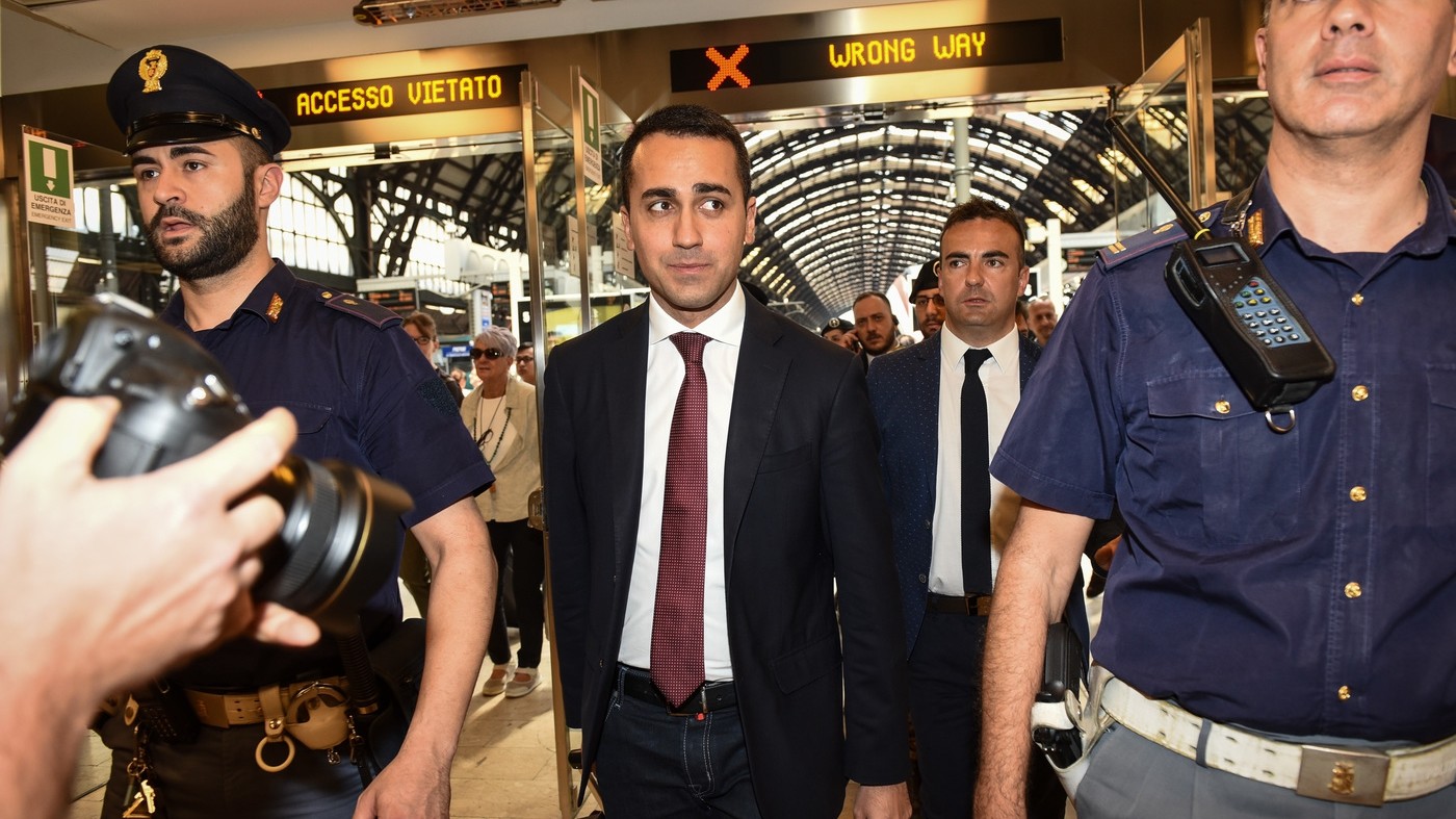 Di Maio: “Berlusconi ricandidabile? Non cambia nulla, trattativa M5S-Lega va avanti”