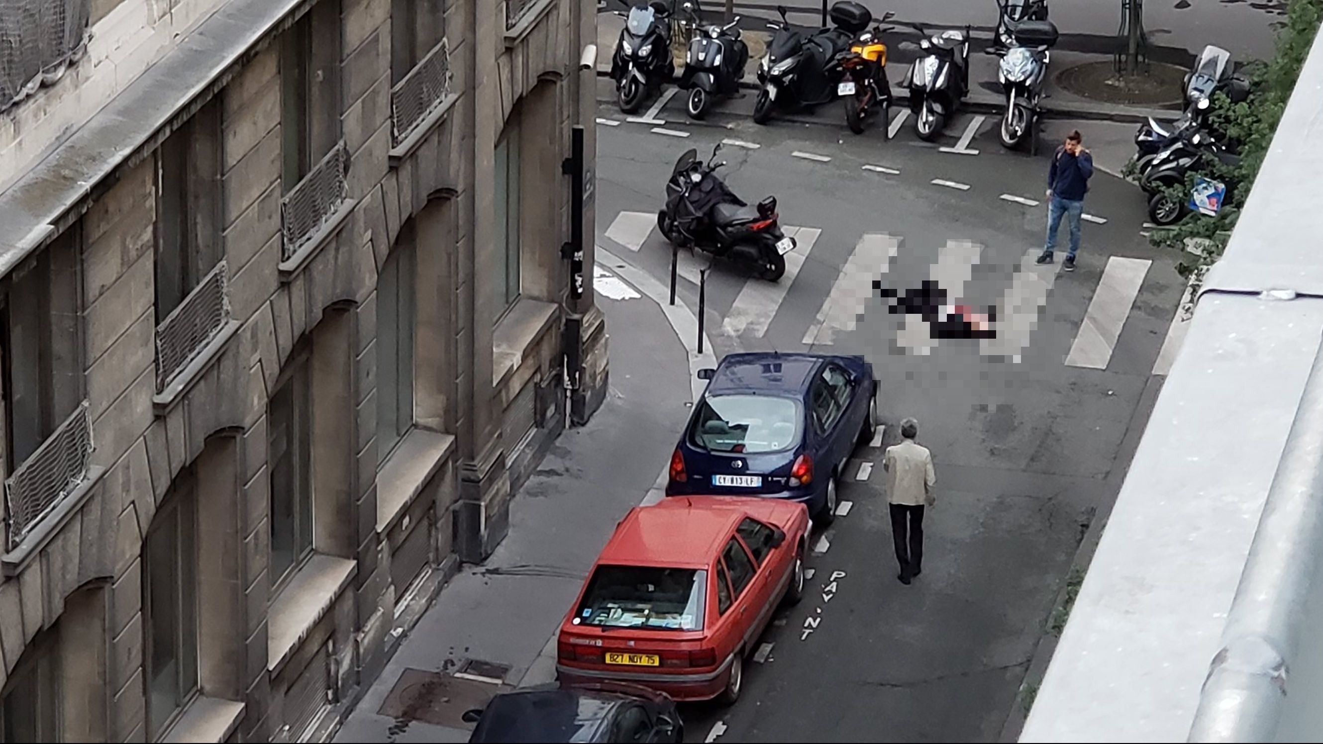 Attacco a Parigi, l’attentatore era schedato per radicalizzazione