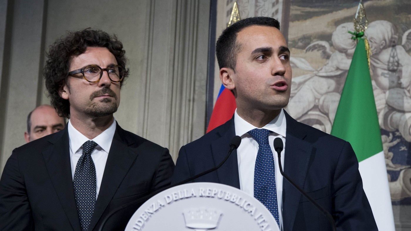 Governo, asse M5S-Lega scricchiola. Prende quota ipotesi Conte premier