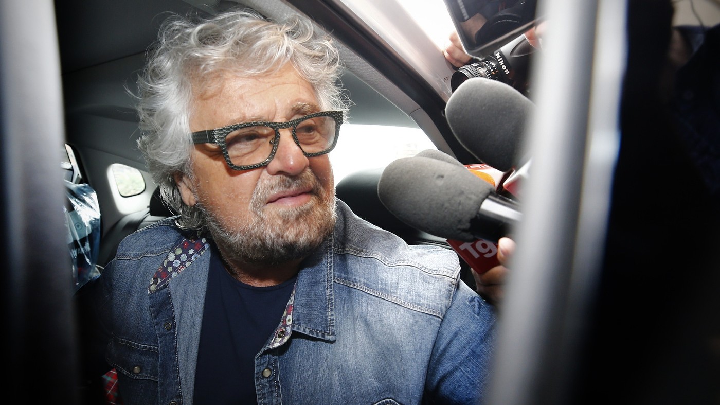 Grillo: “Il governo si farà, possiamo trovare un accordo”. Maroni: “Meglio voto che patto con M5S”
