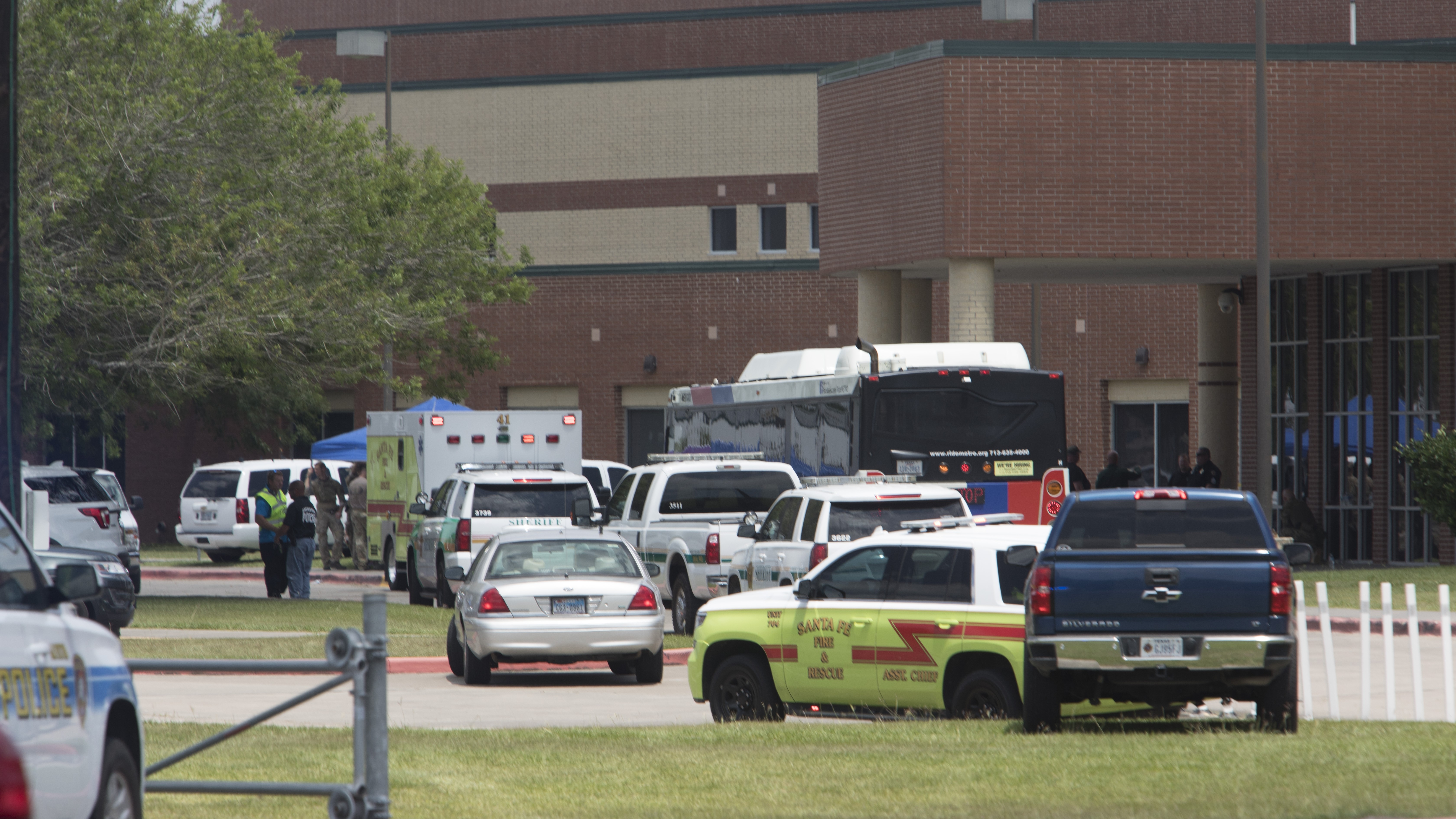 Usa, studente spara in una scuola in Texas: dieci morti