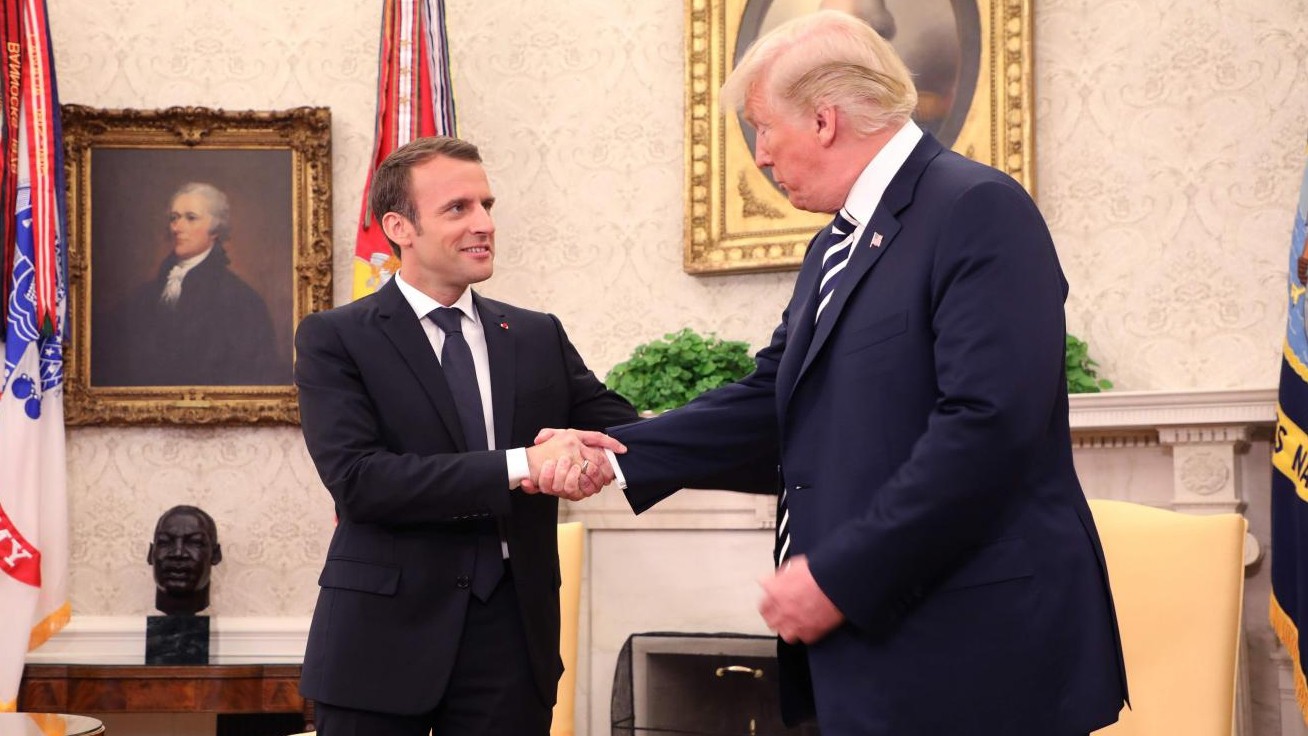 Trump riceve Macron: dall’accordo sull’Iran all’elogio di Kim Jong-un