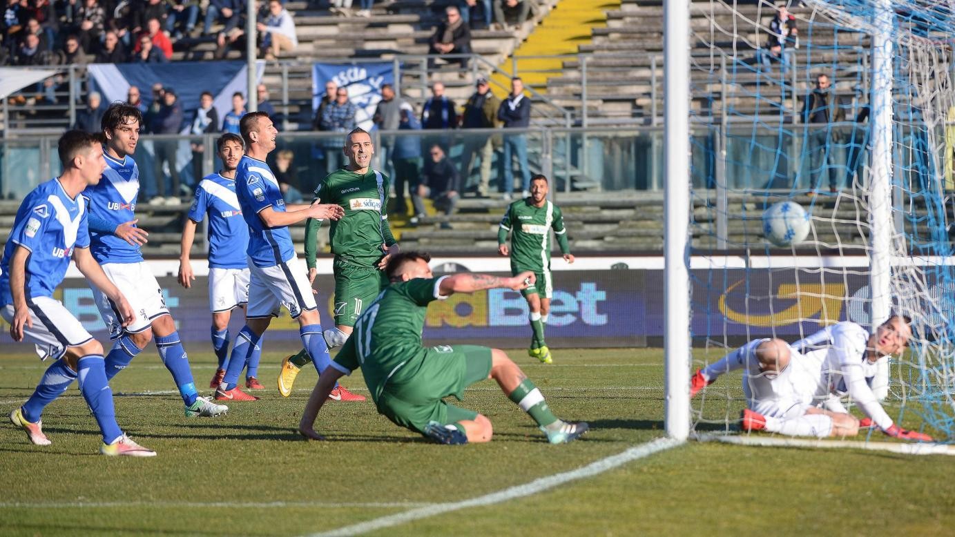 Serie B, Brescia-Avellino 2-3 | IL FOTORACCONTO