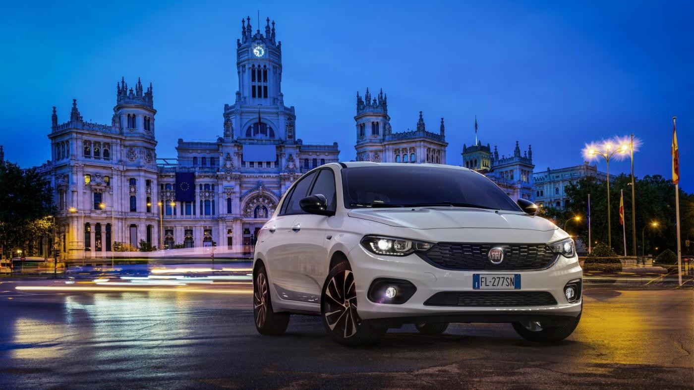 Fiat, la Tipo compie 30 anni: l’auto amata in tutta Europa