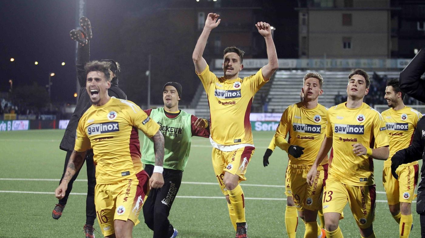 Serie B, il fotoracconto della 28ma giornata