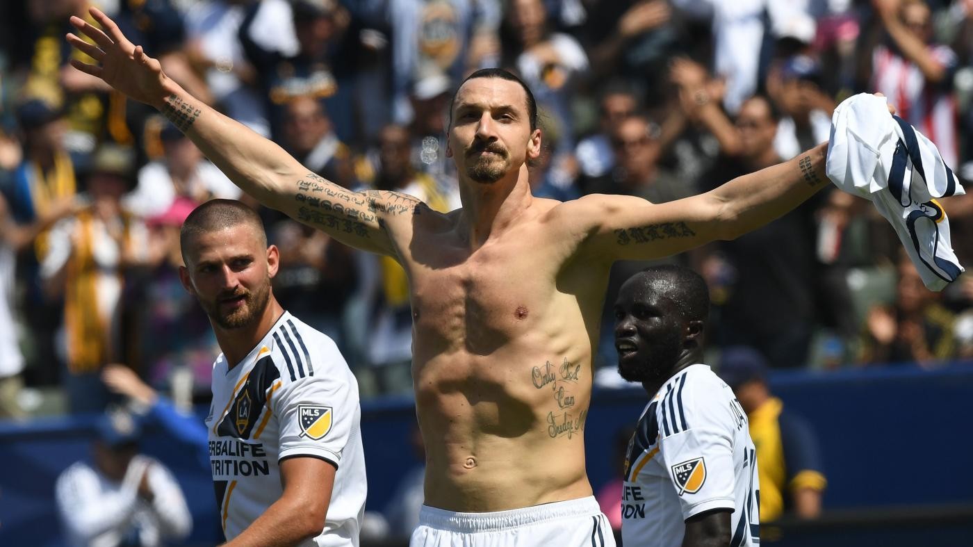 Galaxy, Ibra subito protagonista: doppietta e vittoria nel derby