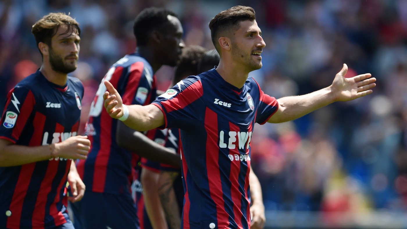 Serie A, Crotone-Sassuolo 4-1 | Il fotoracconto