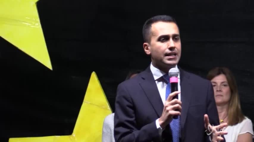 Di Maio: “Portiamo in Parlamento questa crisi”