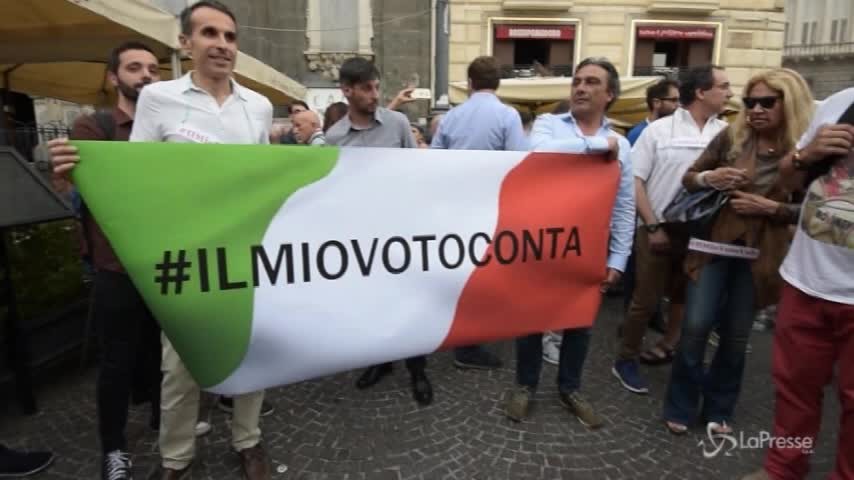 “Il mio vota conta”, Di Maio a Napoli con i militanti del M5s