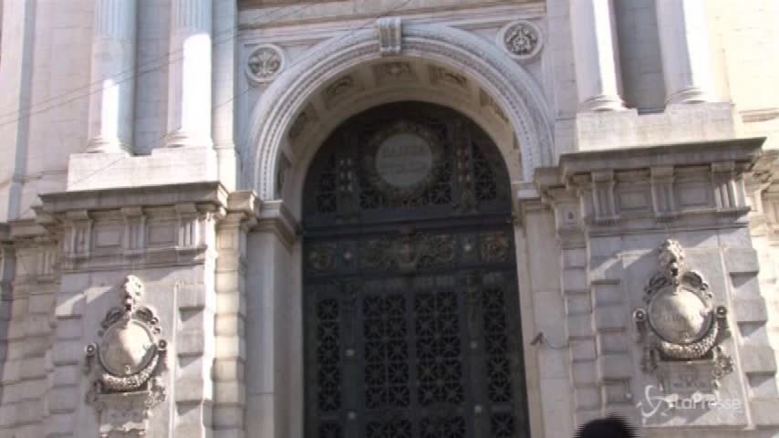 Moody’s mette sotto osservazione 12 banche italiane