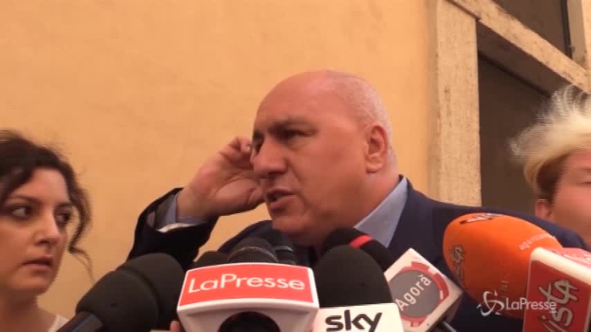 FdI, Crosetto: “Governo politico entro stasera”