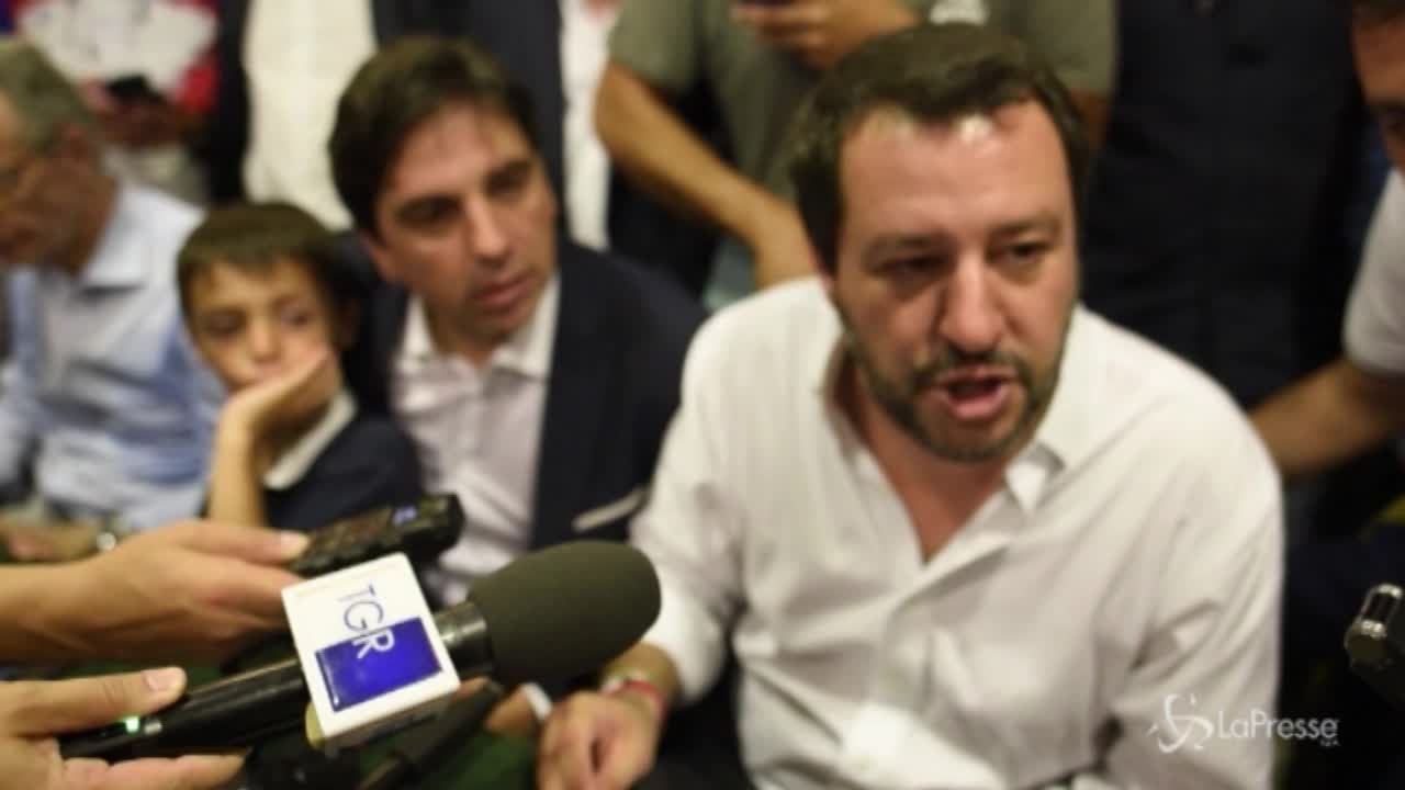Salvini: “Saviano sarebbe in sintonia con me ma non capisce”
