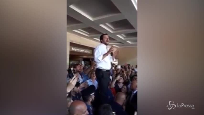 Salvini in Sicilia: “Non sia campo profughi d’Europa”