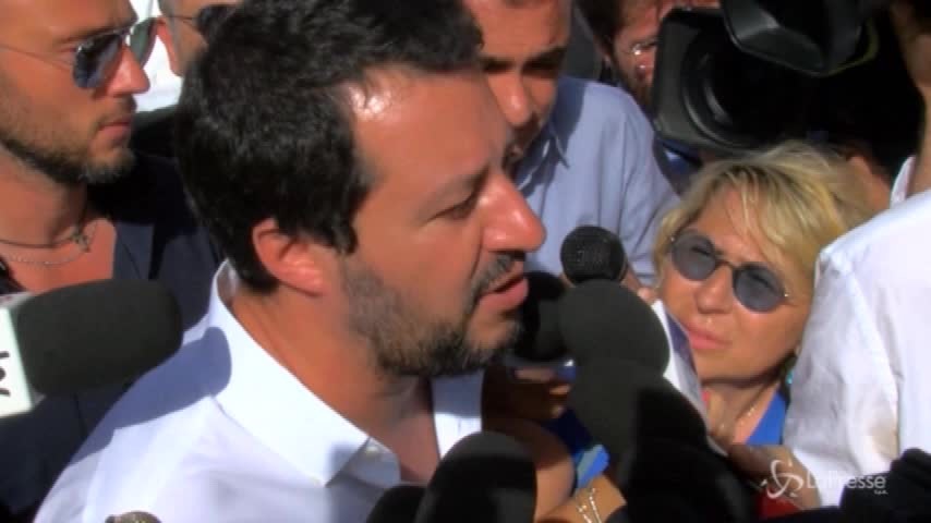 Migranti, Salvini: “No a documento Ue”