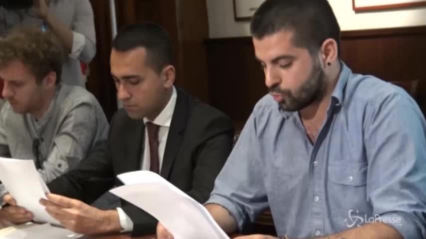 Di Maio ai rider: “Salario minimo e meno precari”