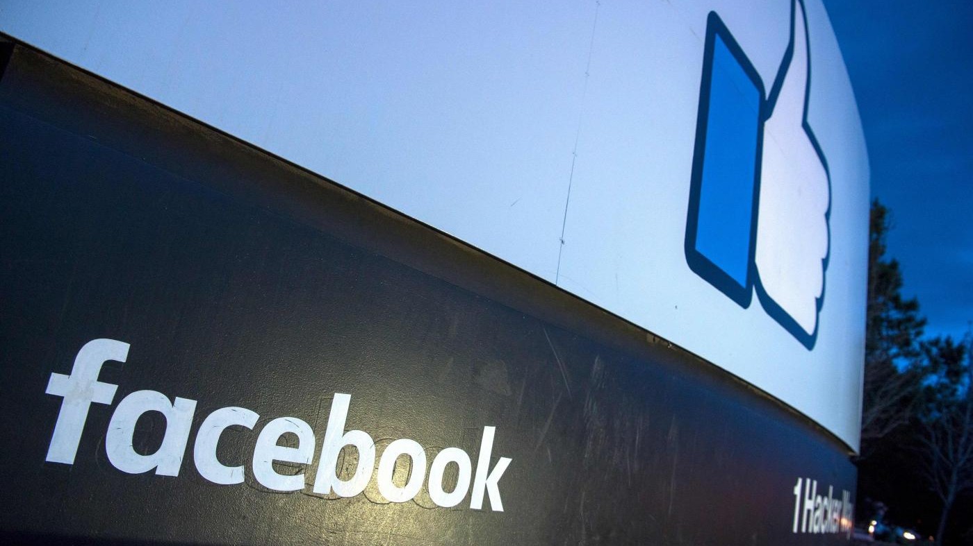 Facebook, gli inserzionisti britannici minacciano l’addio