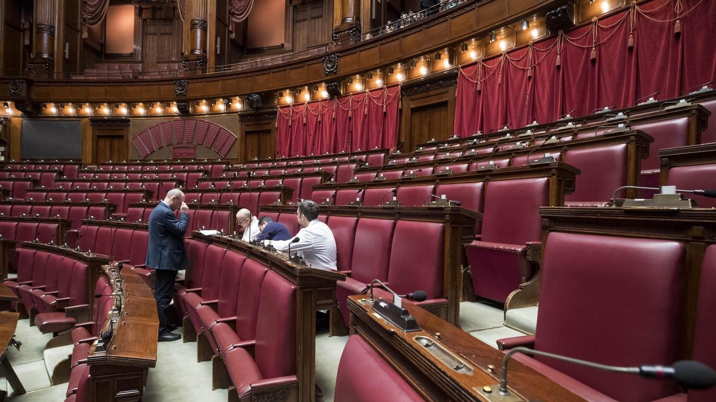 Presidenza Camera, da sabato il quorum si abbassa e iniziano i giochi