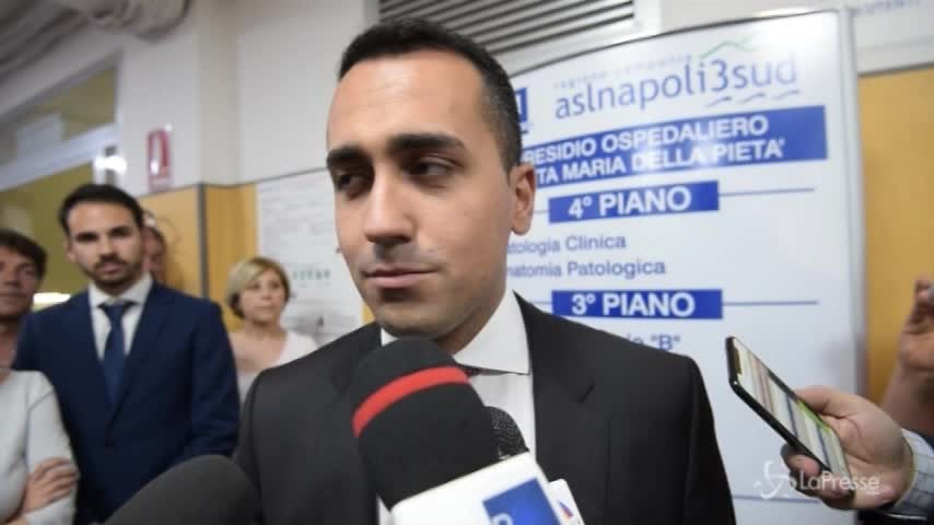 Pomigliano, Di Maio visita l’operaio licenziato dalla Fiat